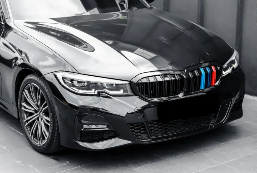 Подвійні решітка радіатора "гриль" з М-кольорами BMW G20 322-54 фото