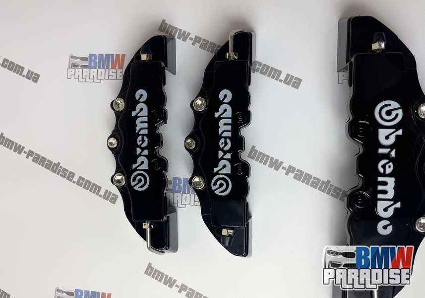 Накладки на суппорта BREMBO универсальные Черные под 14,15,16 диск 322-111 фото