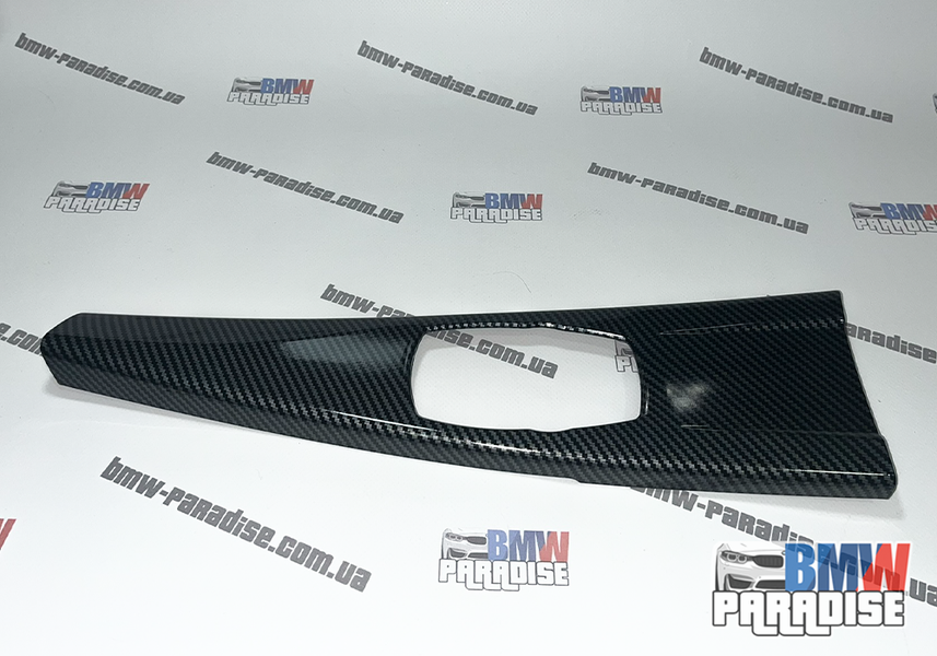 Карбонова накладка на центральну мультимедійну консоль BMW F30 F34 F33 F36 322-104 фото