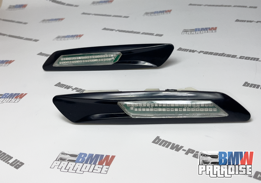 Динамические LED повторители поворотов BMW F10 F11 Прозрачные, дорест 322-137 фото