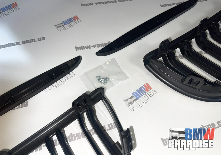 Подвійна решітка радіатора "гриль" BMW E90 E91 2005-2008 (дорест) стилі М. Чорний глянець 322-26 фото
