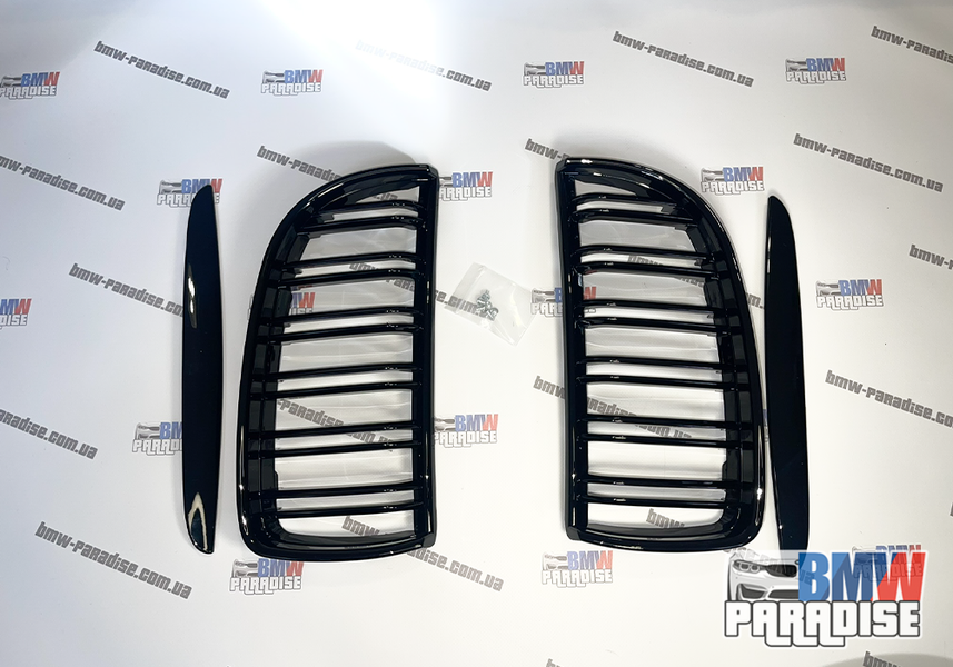 Подвійна решітка радіатора "гриль" BMW E90 E91 2005-2008 (дорест) стилі М. Чорний глянець 322-26 фото